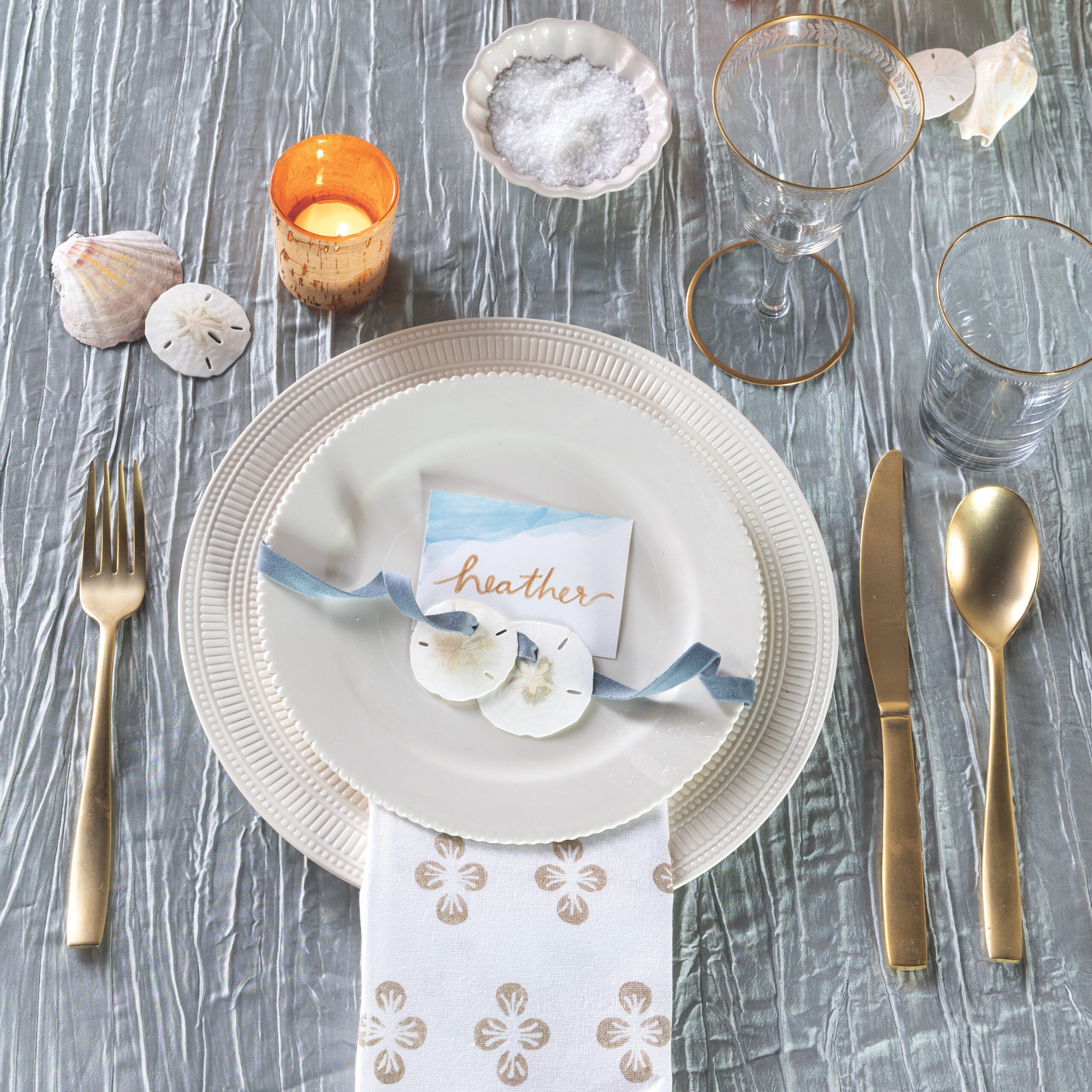 Coastal plate setting