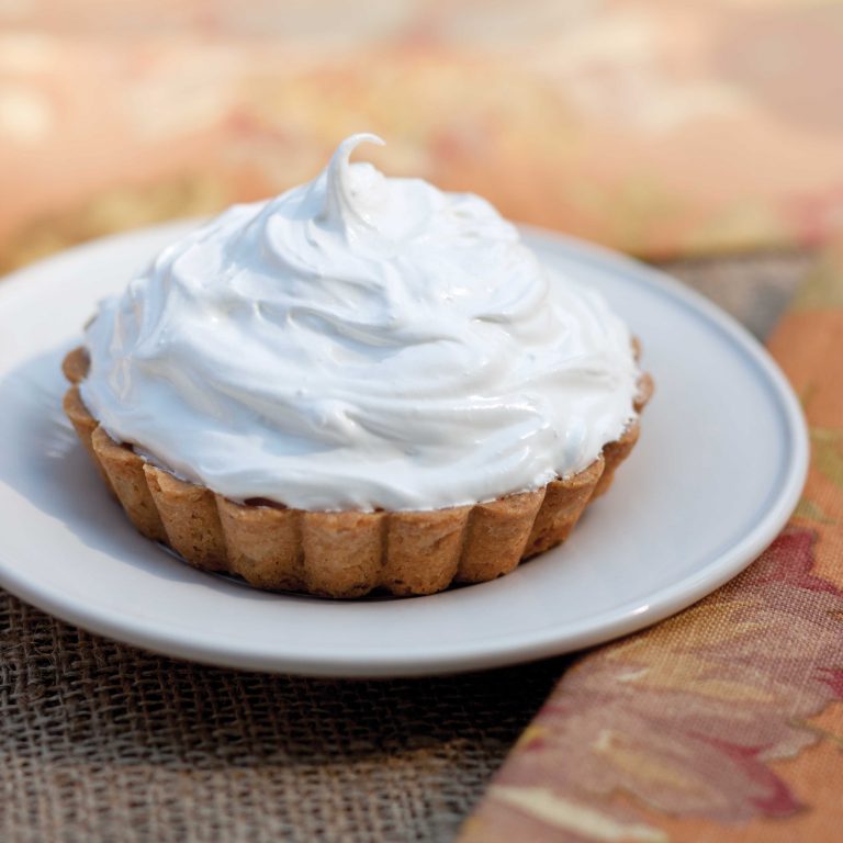 Oatmeal-Chocolate Cream Pies
