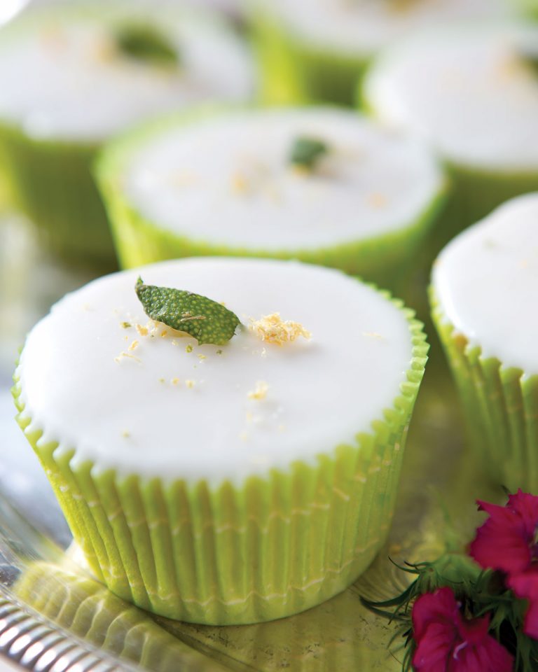 Lemon Buttermilk Cupcakes