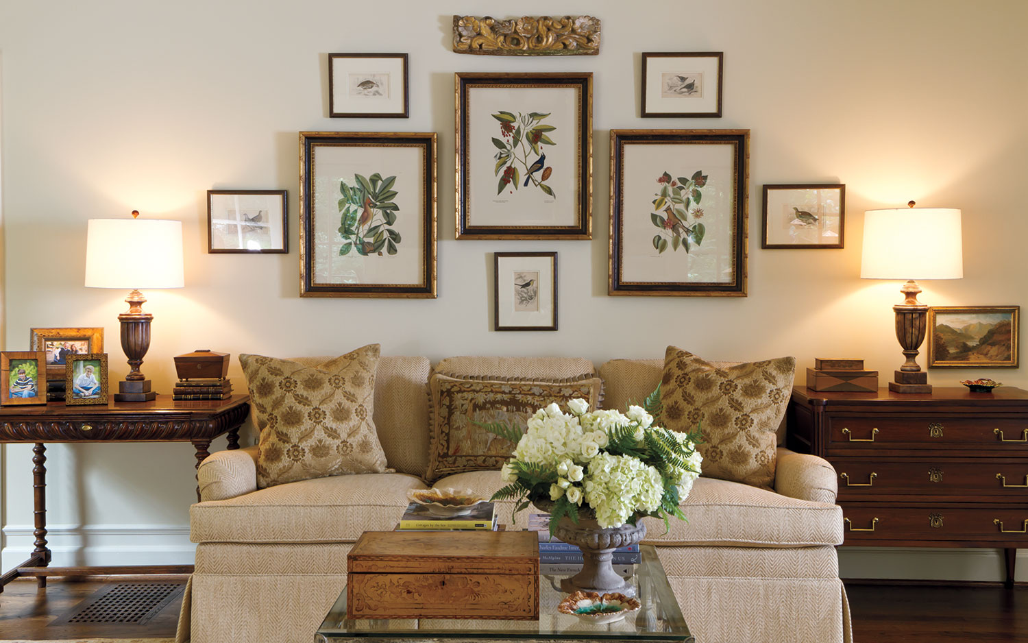 gracious groupings: tips for decorating halls and walls
