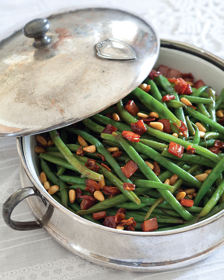 Haricots Verts with Prosciutto and Pine Nuts