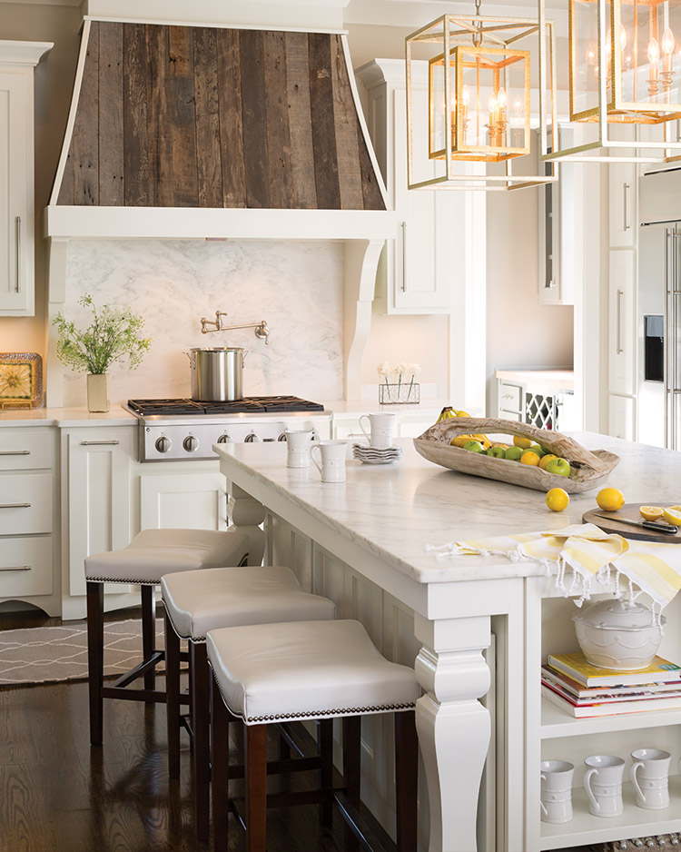 10 of Our Favorite White Kitchens