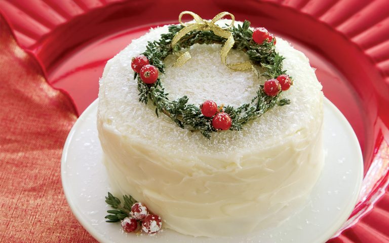 Cranberry Lime Petite Cakes with DIY Miniature Thyme Wreaths