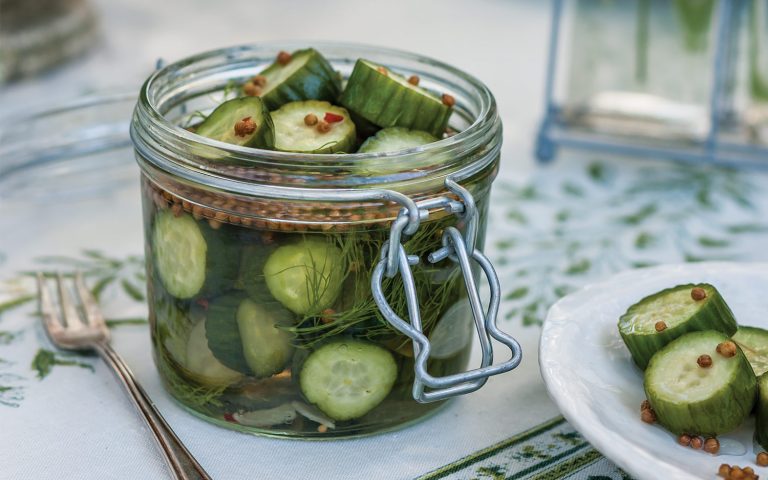 Sweet and Crunchy Pickles