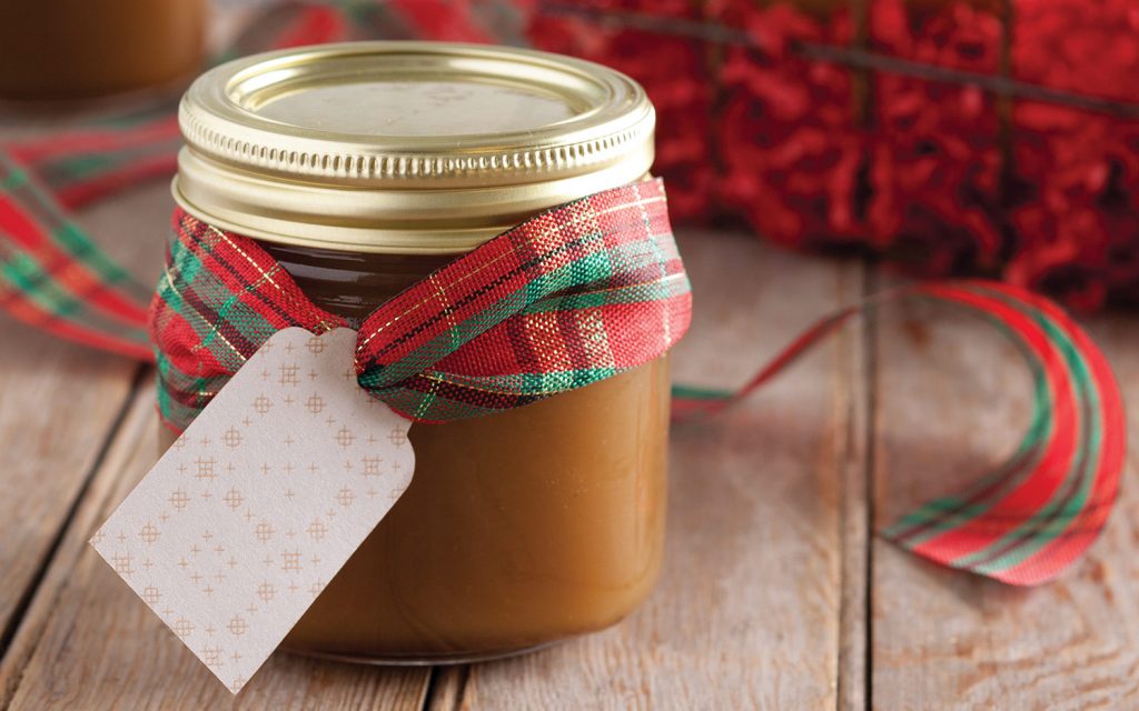 Goodies to Give: 5 of Our Favorite Homemade Holidays Gifts