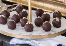 Macadamia Truffles Macadamia Truffles