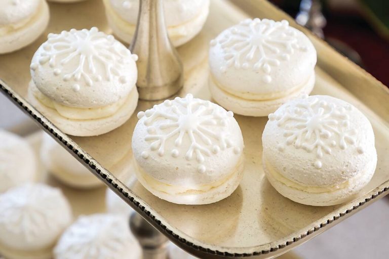 Snowflake Macarons  