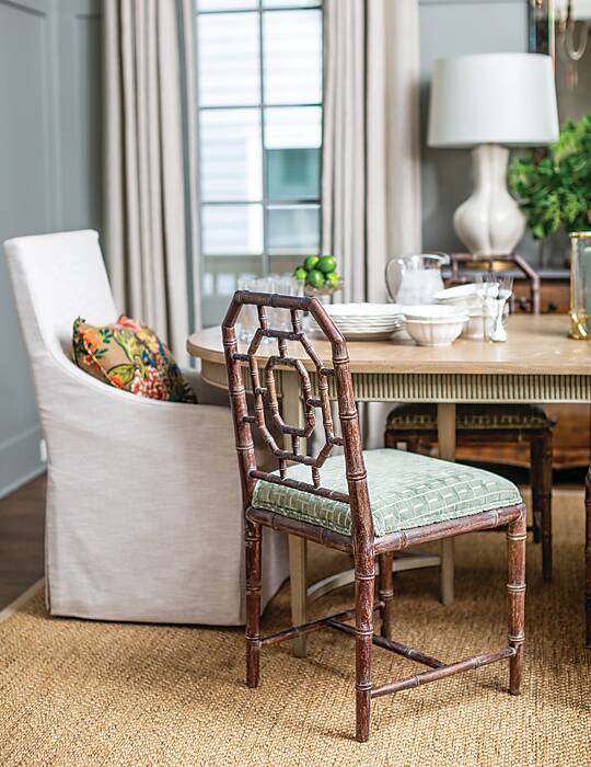 Intriguing Elegance in a Dining Room