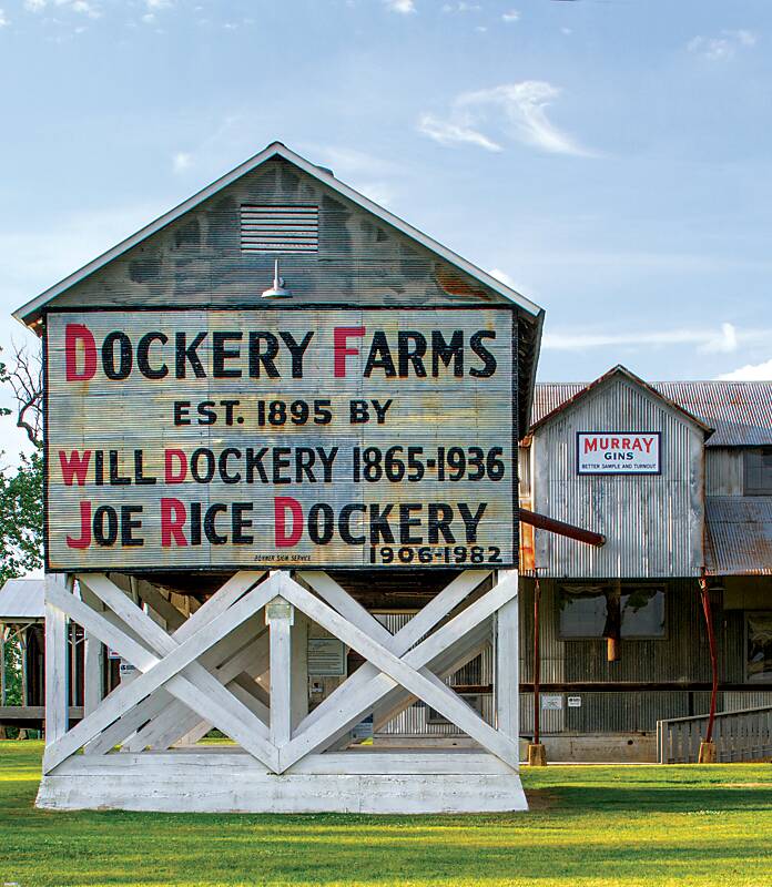 Dockery Farms sign and exterior