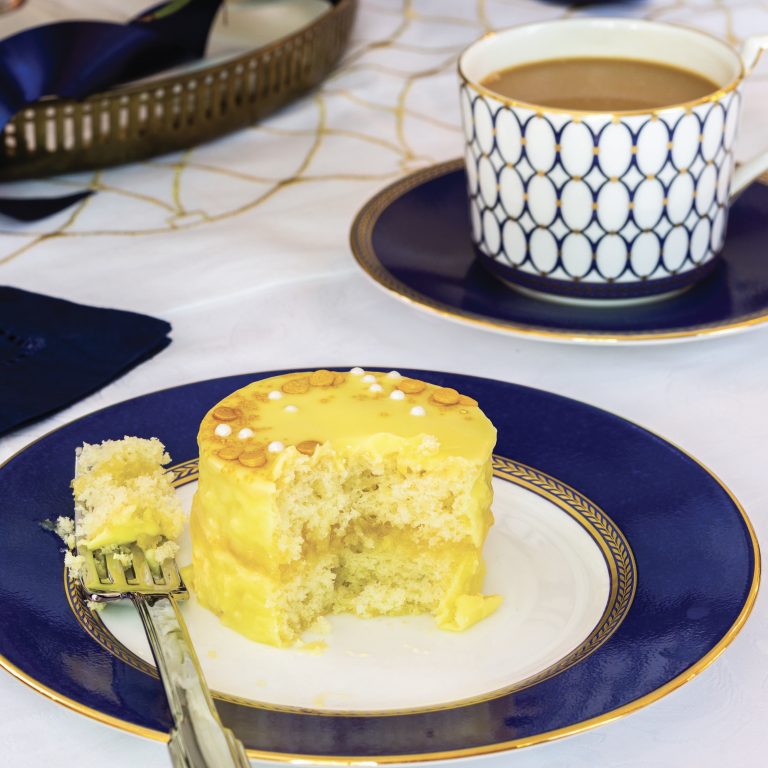 Jazz Brunch Mini Lemon Cakes