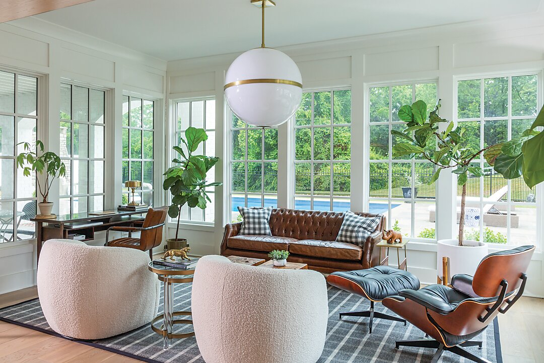 Interior designs by Gretchen Black of Greyhouse Design. Photo by John O’Hagan for Southern Home.