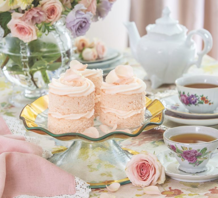Pink Champagne Mini Cakes are a one of our favorite cakes for spring!