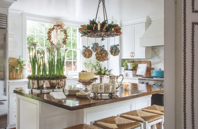 White kitchen decorated for Christmas