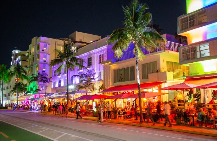 Miami streetscape at night