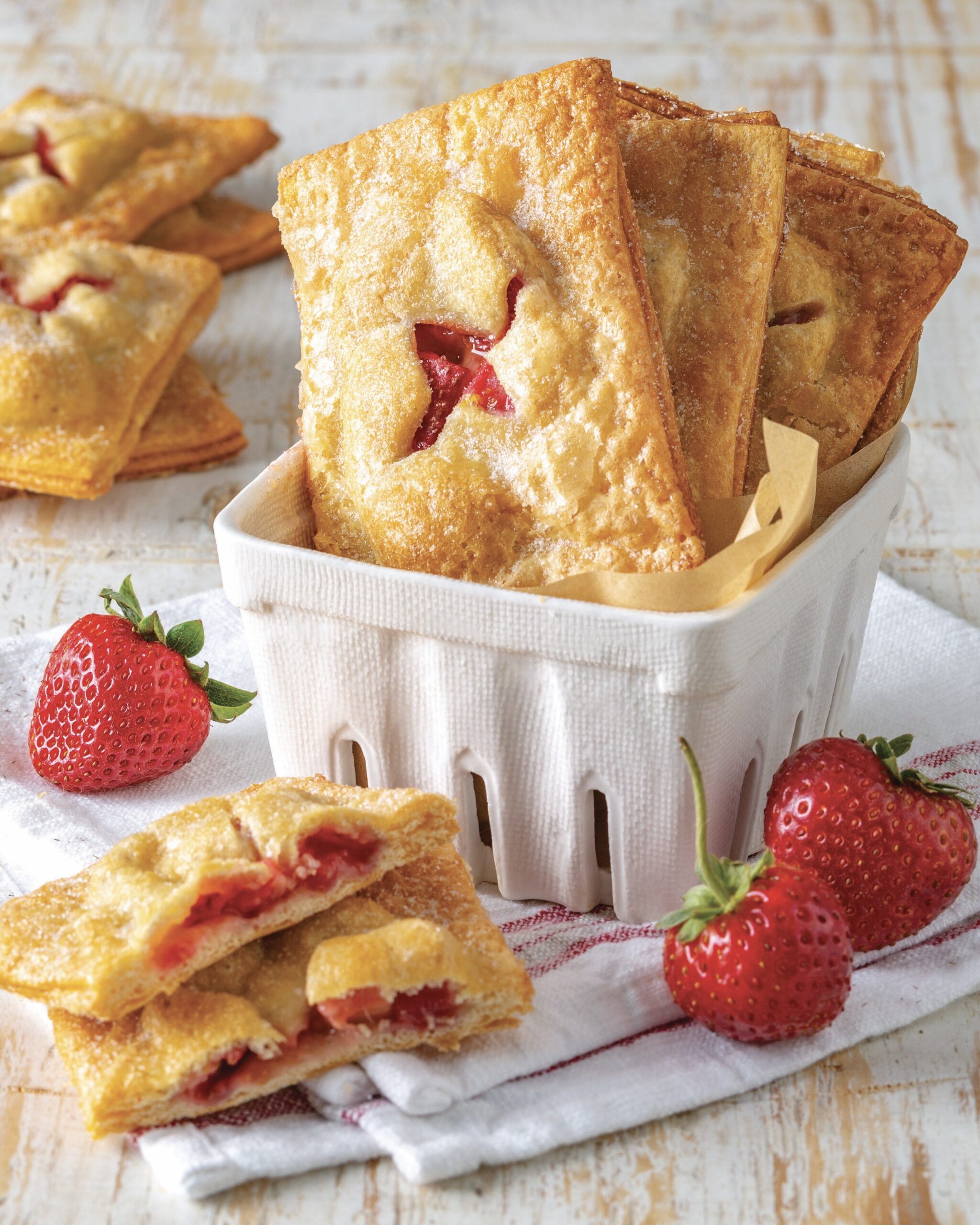 Strawberry Rhubarb Hand Pies