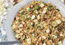 Toasted Orzo with Olives and Parsley Toasted Orzo with Olives