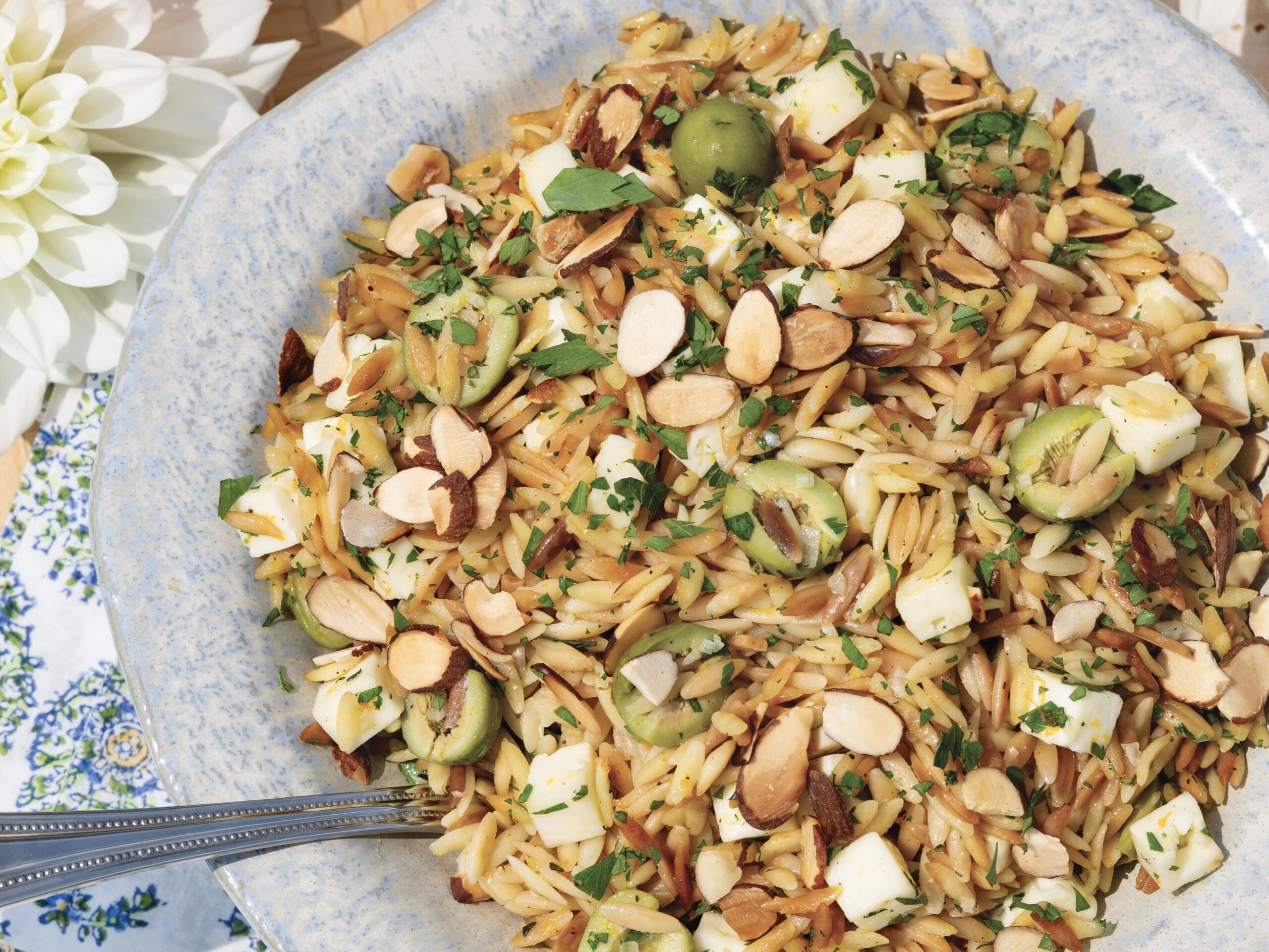 Toasted Orzo with Olives