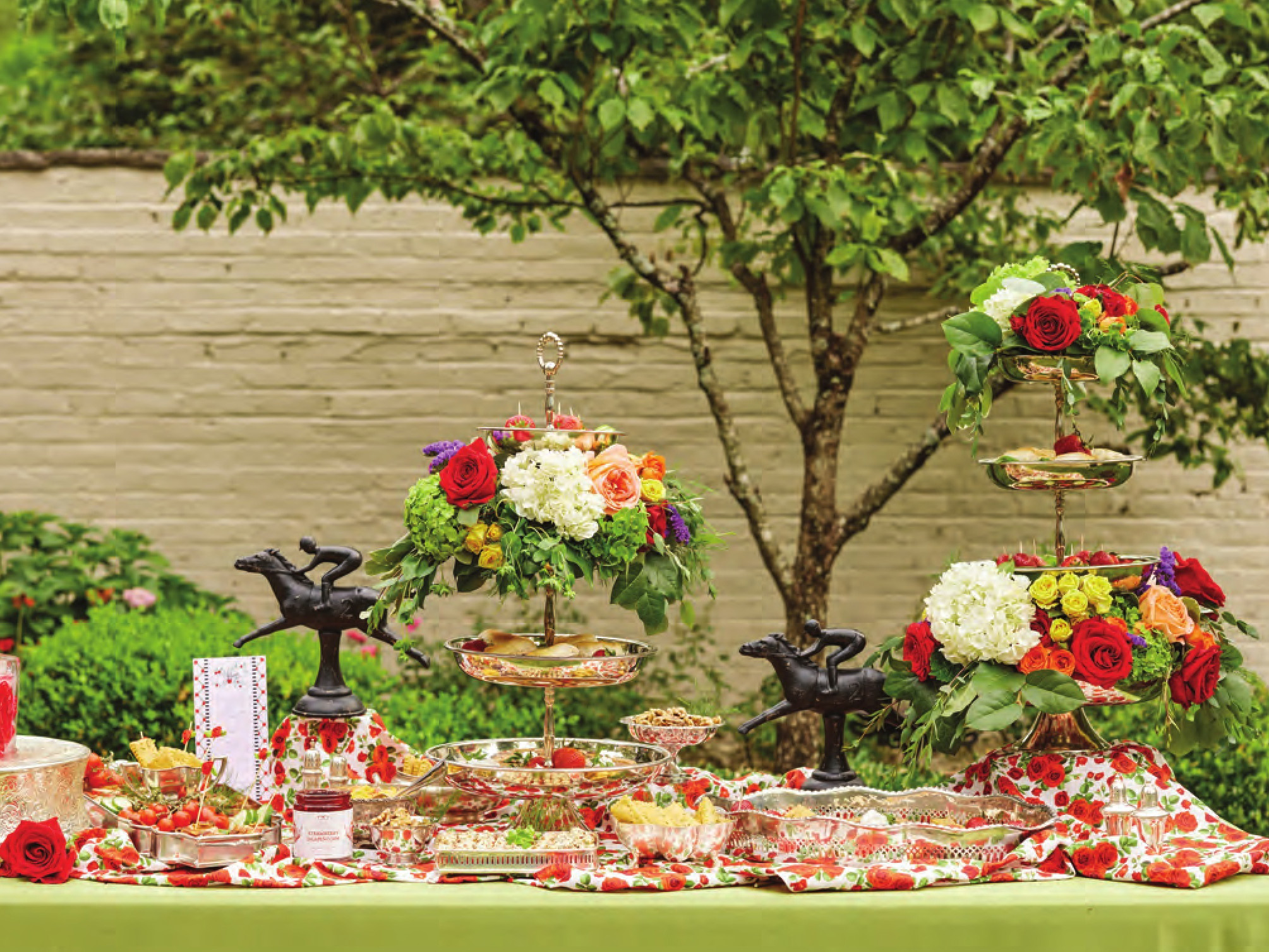 Kentucky Derby Themed Table Spread