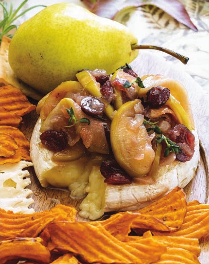 Baked Brie with Cranberry-Apple Chutney